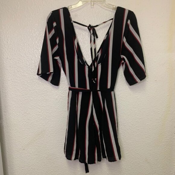 Trixxi Black/Red Striped Romper Size M - Picture 1 of 8